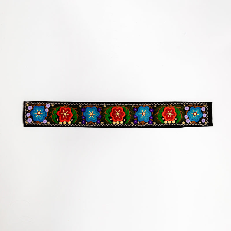 Wide embroidered belt