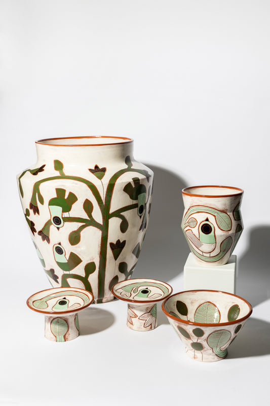 Grand Vase Blanc Oiseaux Verts céramique Exposition BG