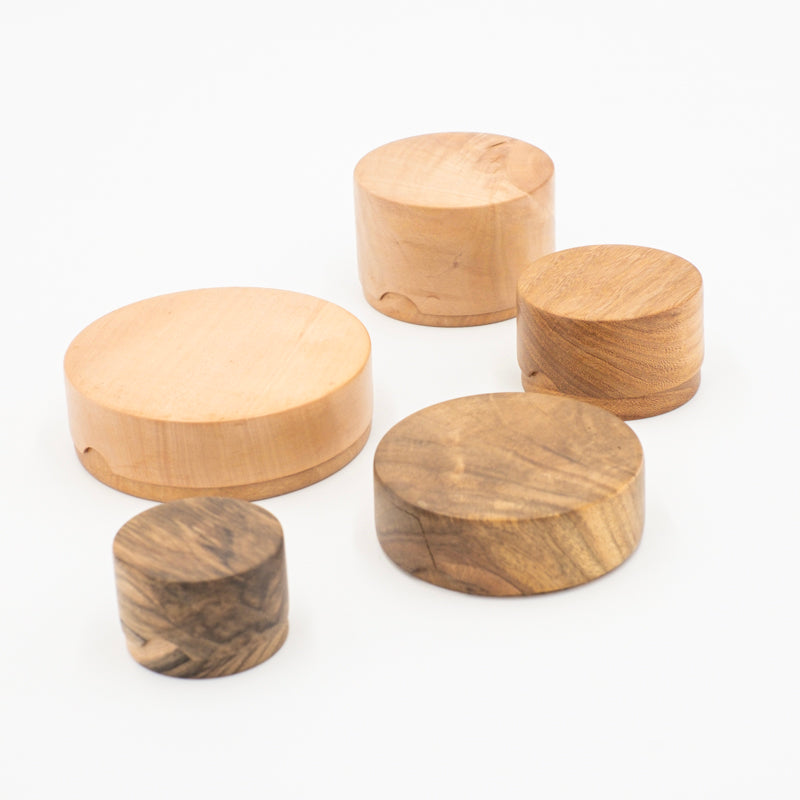 Turned wood "for nothing" box - Medium model