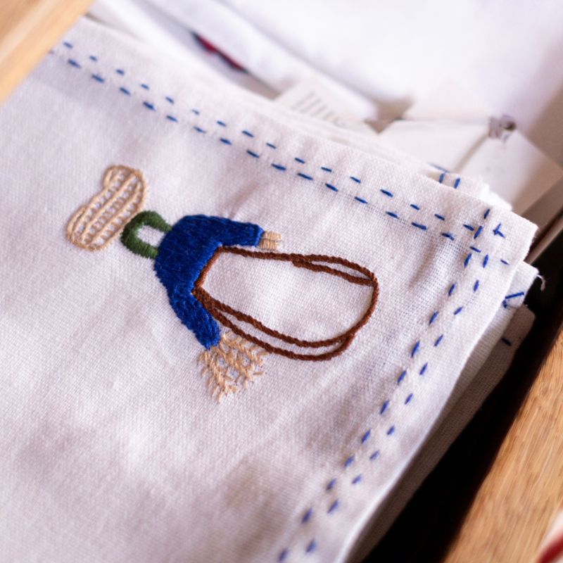 Serviette Comporta The Harvester en lin brodé