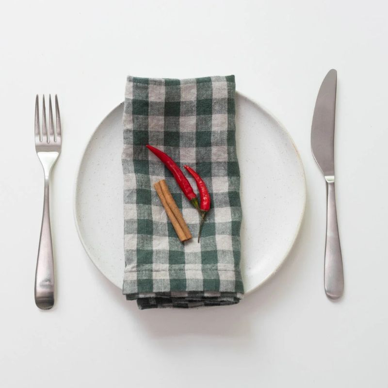 Serviettes de table à carreaux