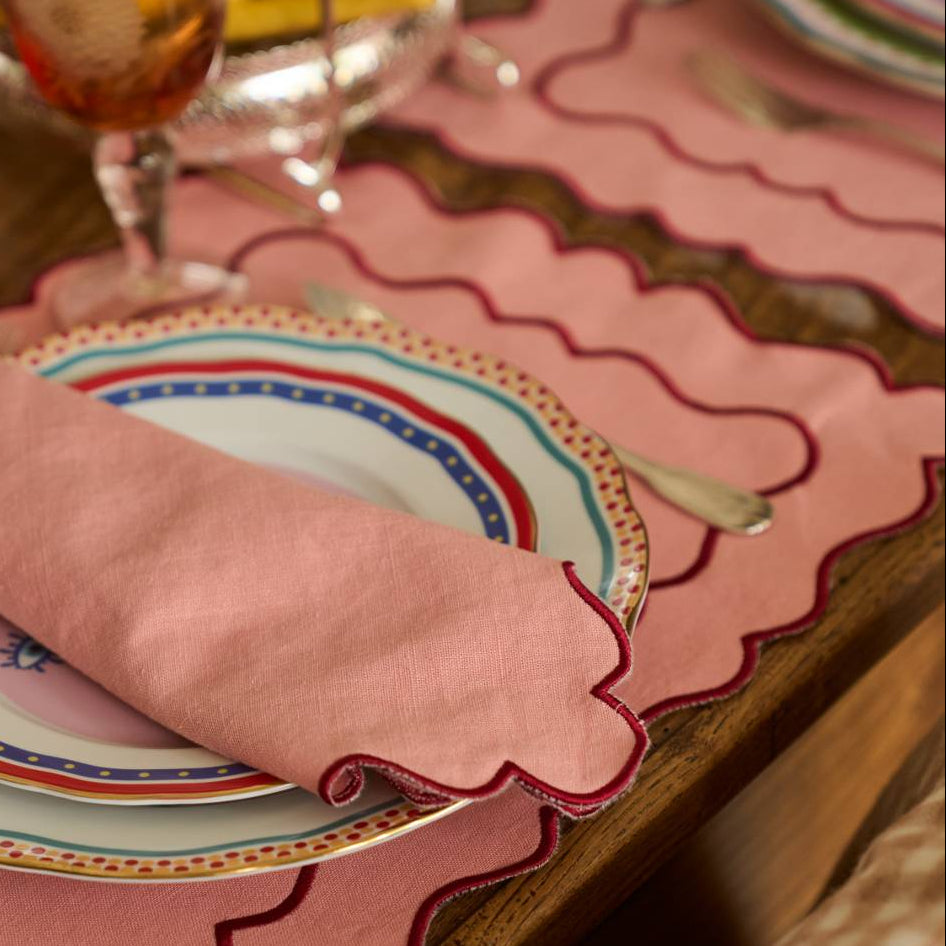 Wavy Placemat Set